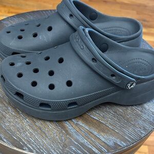 CROCS Black Platform Classic Clogs